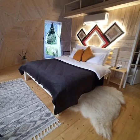 Kamp alanı Honey Dome