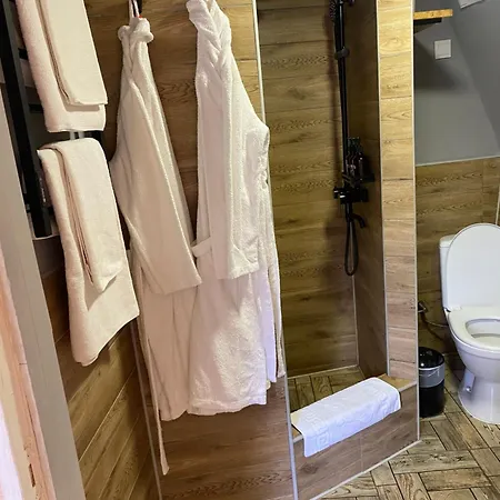 Camping Honey Dome Vizhenka